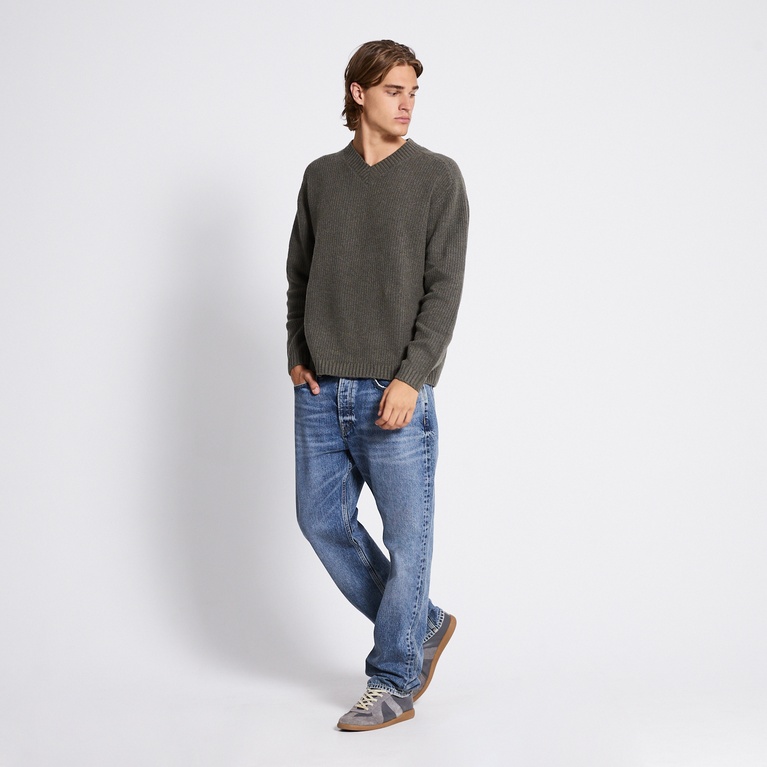 V-neck knit sweater "Manne"